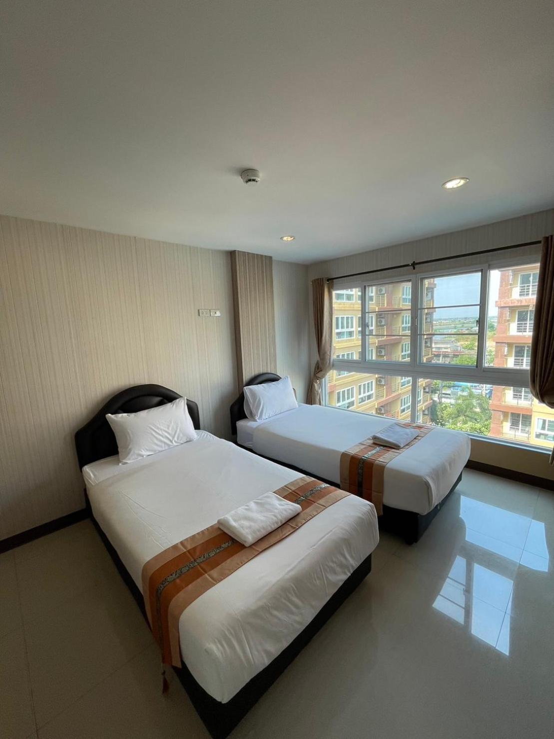 H2Do Hotel Ban Khlong Sanam Phli Dış mekan fotoğraf
